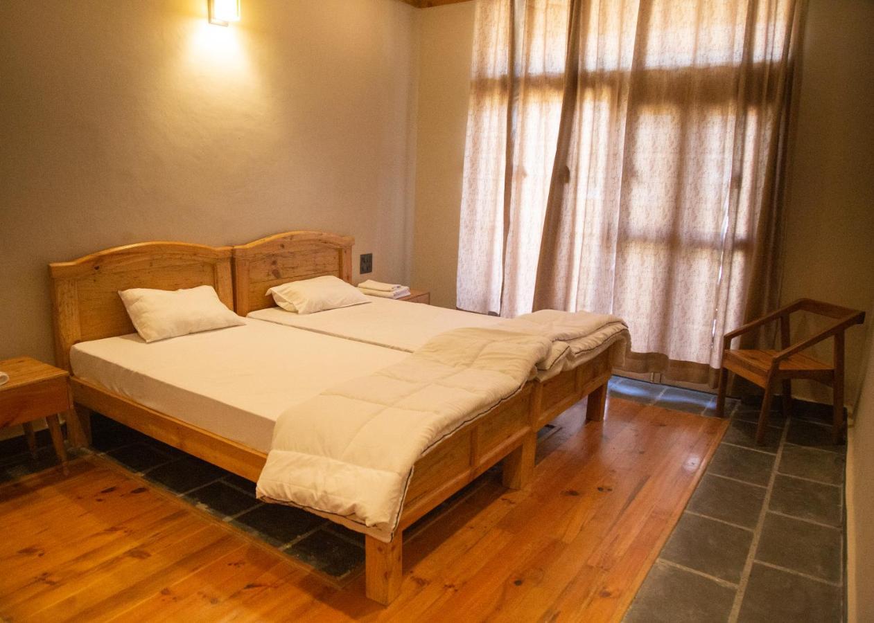 Osho Himalayas Wellness Resort Kangra Exterior foto
