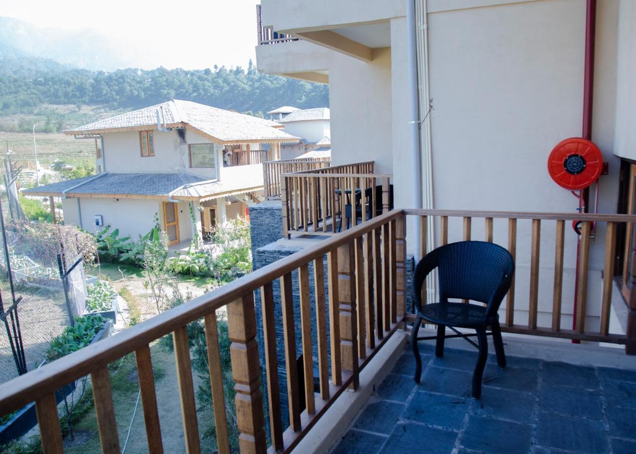 Osho Himalayas Wellness Resort Kangra Exterior foto
