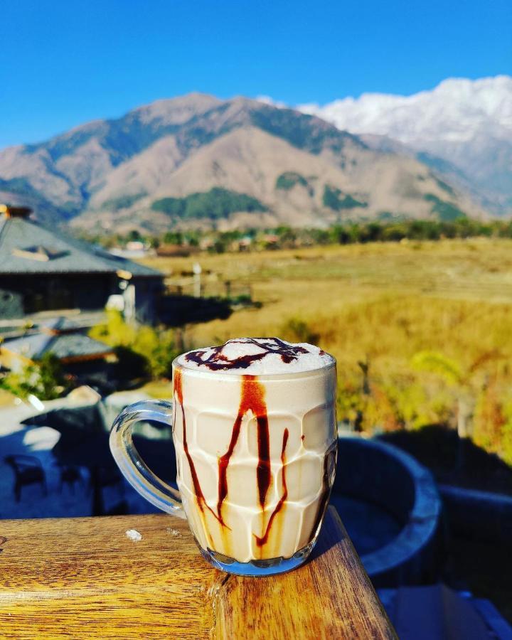 Osho Himalayas Wellness Resort Kangra Exterior foto