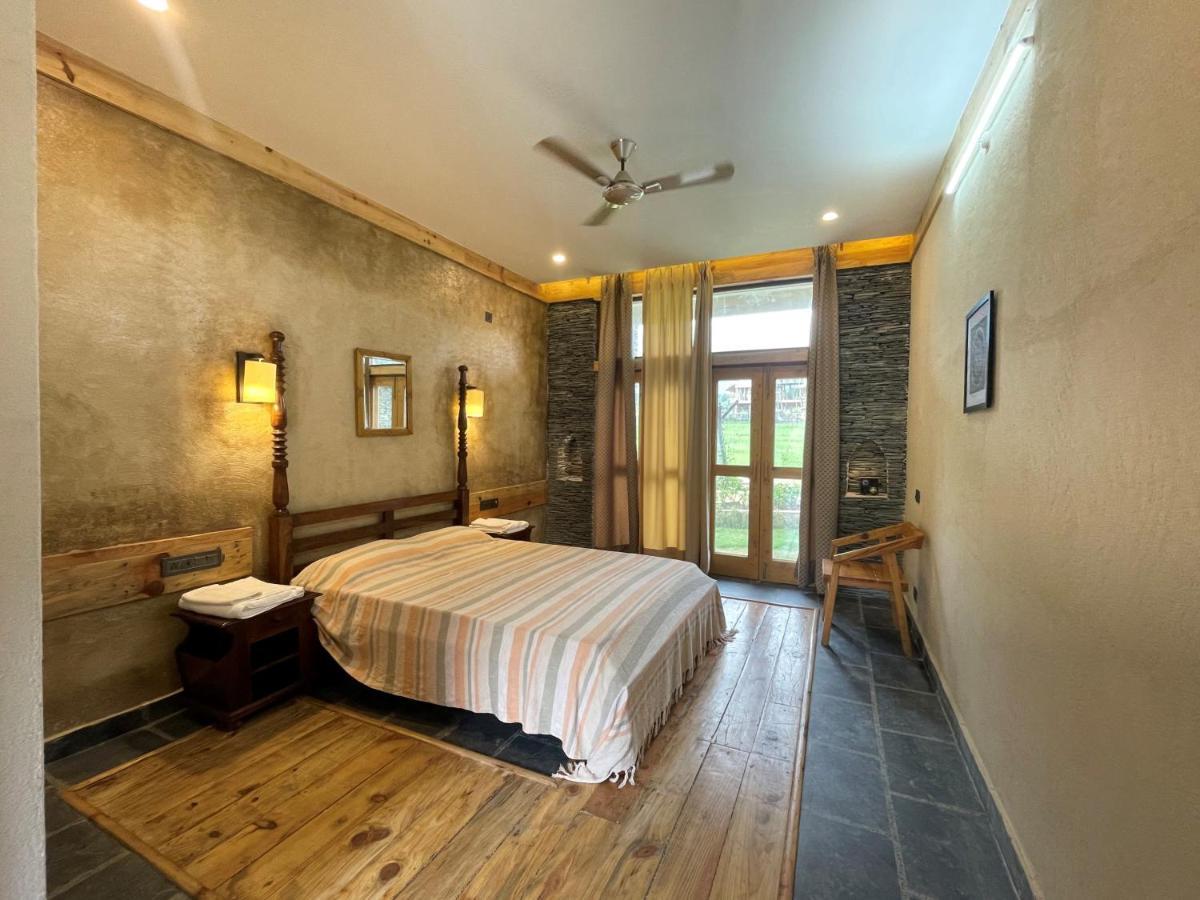Osho Himalayas Wellness Resort Kangra Exterior foto